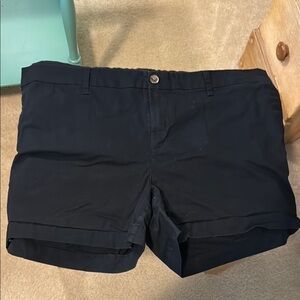 Old Navy Black Bermuda Shorts Casual Style